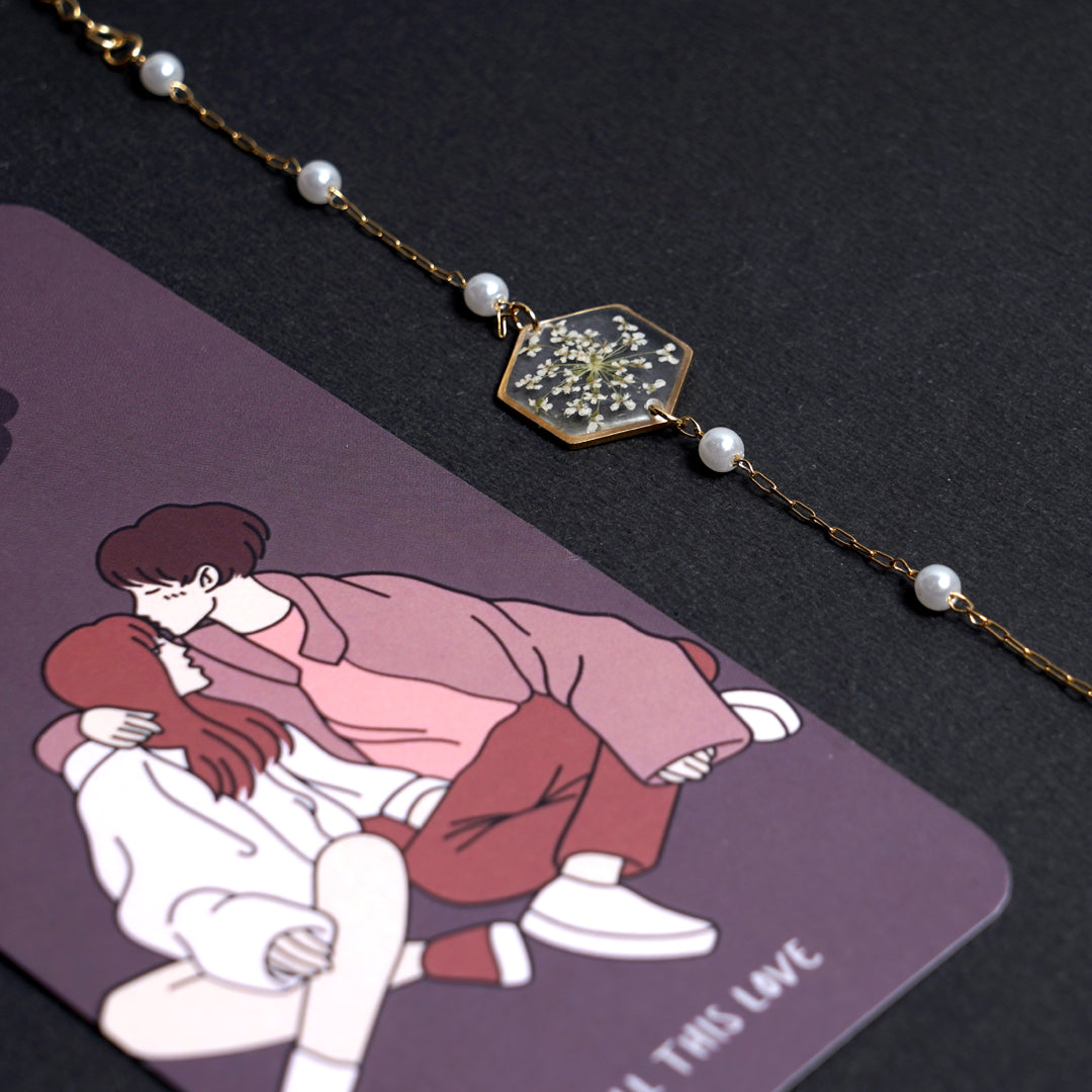 Snow White's Whisper Bracelet🤍