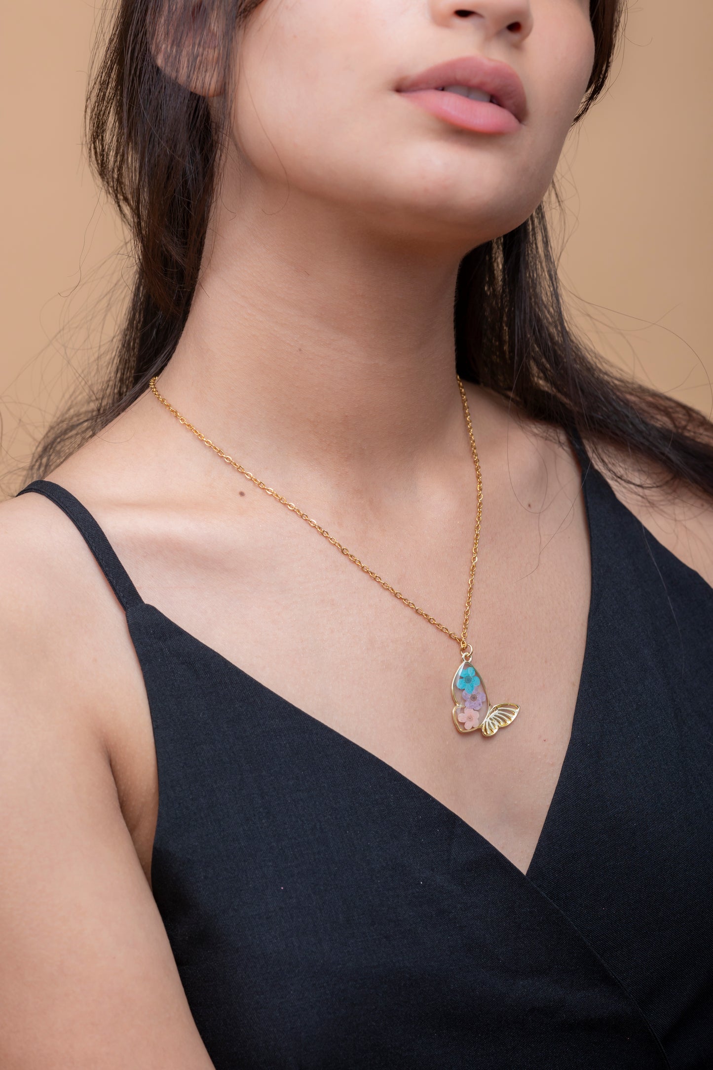 Vanessa Necklace 🦋