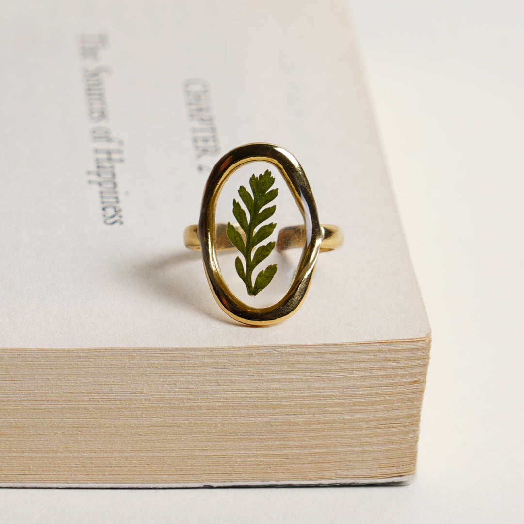 The luxe gold FERN Ring