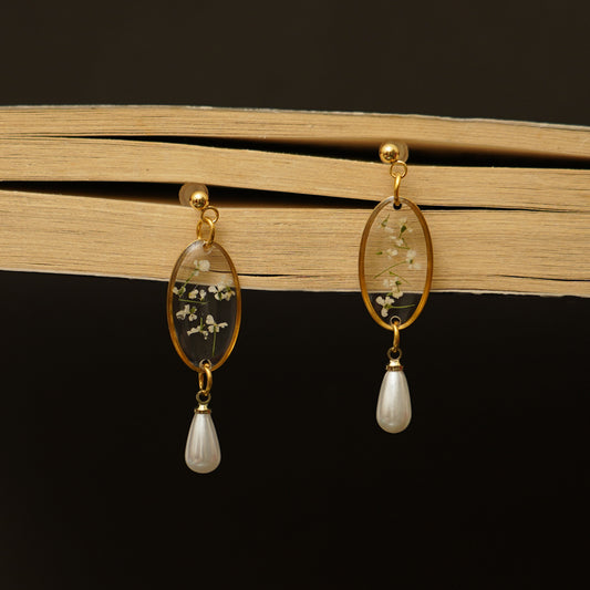 The Golden Queen Earrings 👸