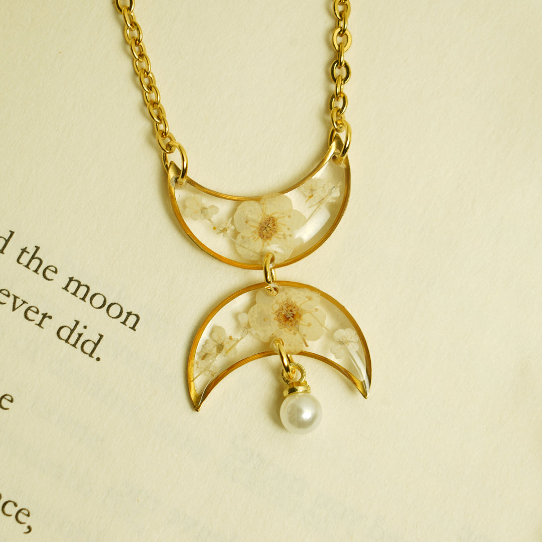 🌙 The Resilient Moon Bloom