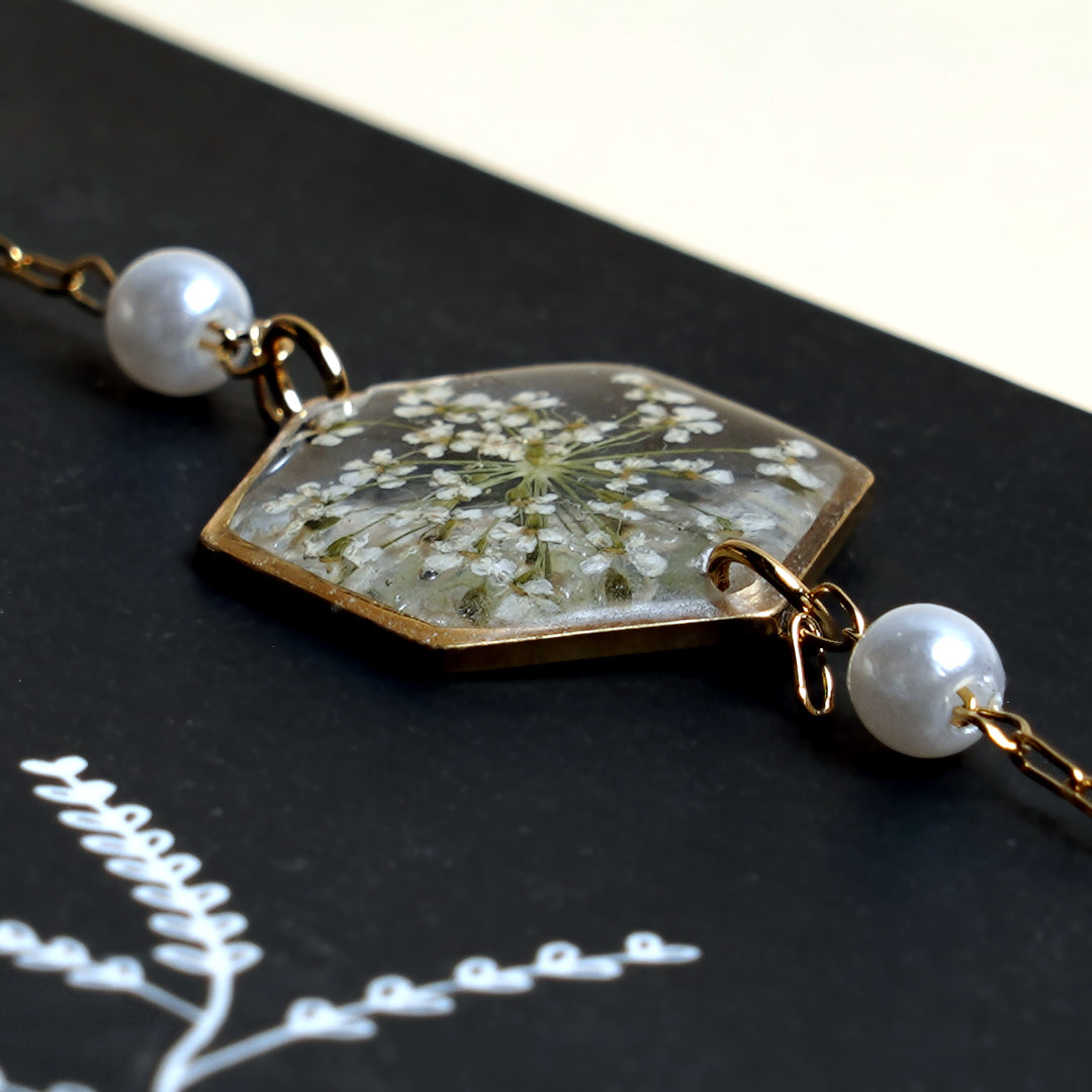 Snow White's Whisper Bracelet🤍