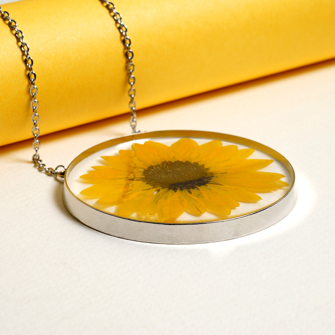 Sunkissed ; Sunflower Luxe Pendant