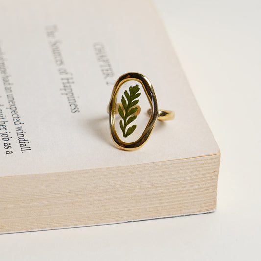 The luxe gold FERN Ring