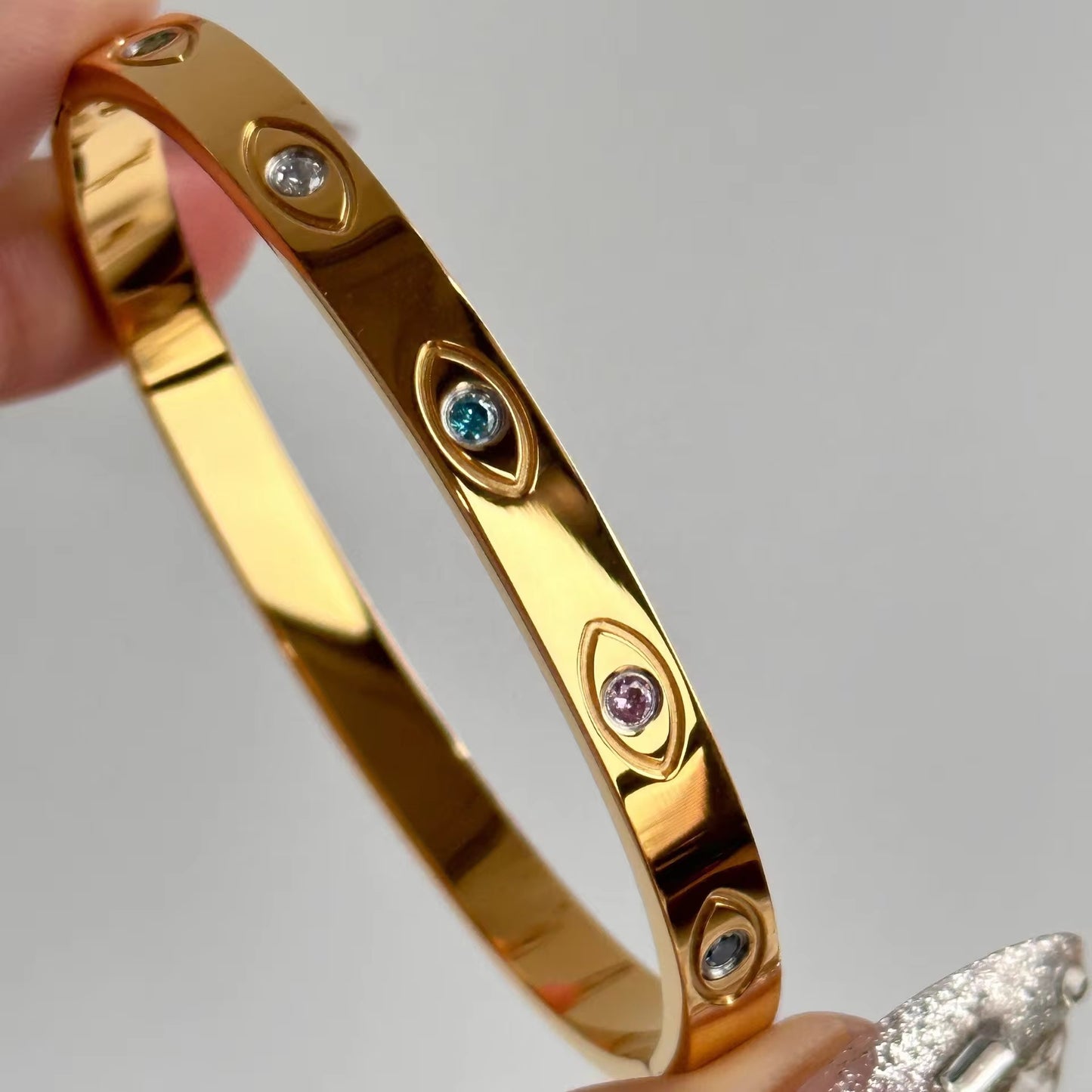 Aurelia — The Guardian Bangle 🧿✨
