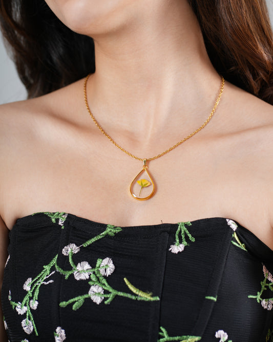 Pyaar dosti hai - Yellow Rose Pendant