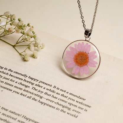 Soft Love - Pink Daisy Necklace
